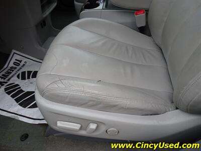 2014 Toyota Sienna XLE 8-Passenger   - Photo 25 - Cincinnati, OH 45255