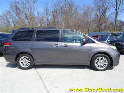 2014 Toyota Sienna XLE 8-Passenger   - Photo 4 - Cincinnati, OH 45255