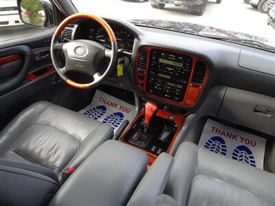 2001 Lexus LX 470  V8 DOHC 4WD - Photo 10 - Cincinnati, OH 45255