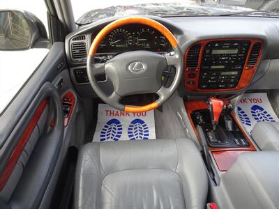 2001 Lexus LX 470  V8 DOHC 4WD - Photo 9 - Cincinnati, OH 45255