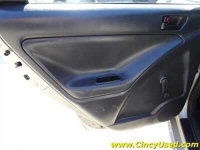 2003 Toyota Matrix - Photo 25 - Cincinnati, OH 45255