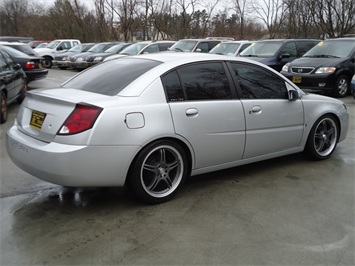 2004 Saturn Ion 2   - Photo 6 - Cincinnati, OH 45255