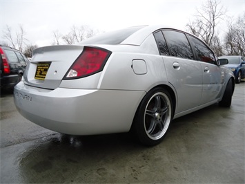 2004 Saturn Ion 2   - Photo 13 - Cincinnati, OH 45255