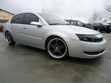 2004 Saturn Ion 2   - Photo 10 - Cincinnati, OH 45255