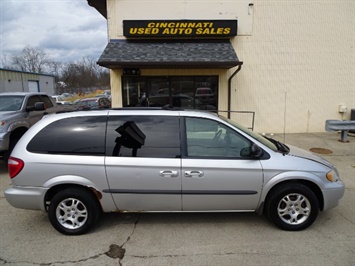 2002 Dodge Grand Caravan eX   - Photo 3 - Cincinnati, OH 45255