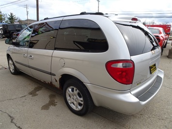 2002 Dodge Grand Caravan eX   - Photo 11 - Cincinnati, OH 45255