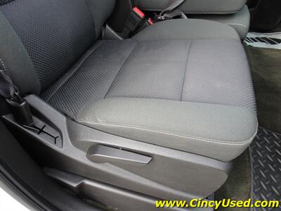 2015 GMC Sierra 1500 SLE   - Photo 28 - Cincinnati, OH 45255