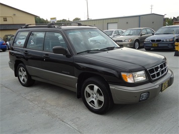 1999 Subaru Forester S   - Photo 1 - Cincinnati, OH 45255