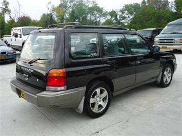 1999 Subaru Forester S   - Photo 6 - Cincinnati, OH 45255