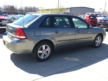 2005 Chevrolet Malibu Maxx LS   - Photo 6 - Cincinnati, OH 45255