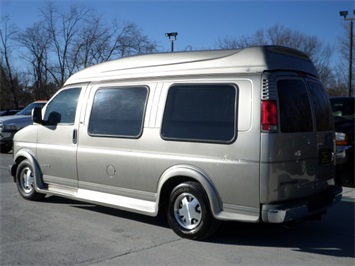2001 Chevrolet Express Cargo 1500   - Photo 4 - Cincinnati, OH 45255