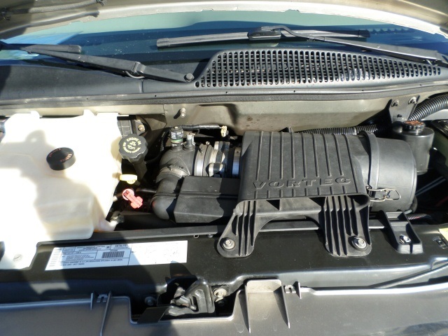 2001 Chevrolet Express Cargo 1500   - Photo 27 - Cincinnati, OH 45255