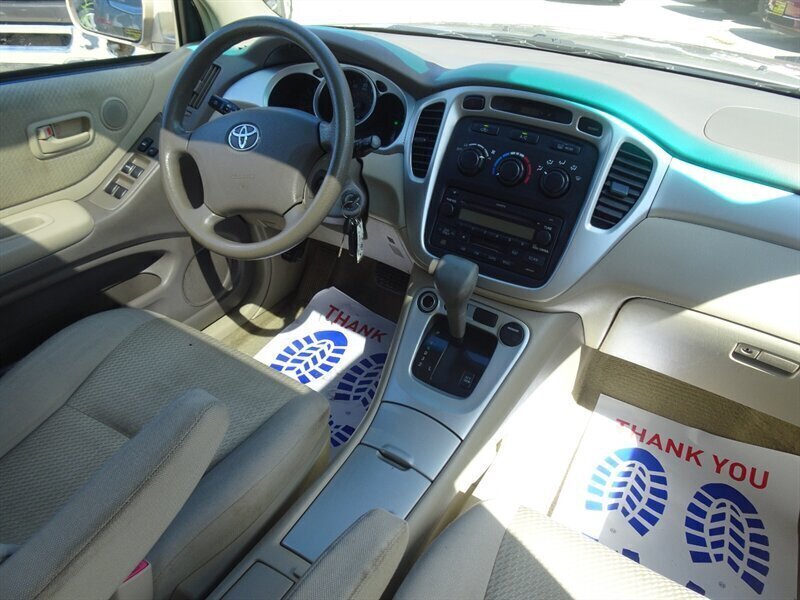 2004 Toyota Highlander Base V6 - Photo 69 - Cincinnati, OH 45255