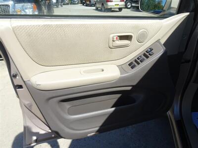 2004 Toyota Highlander Base V6 - Photo 80 - Cincinnati, OH 45255