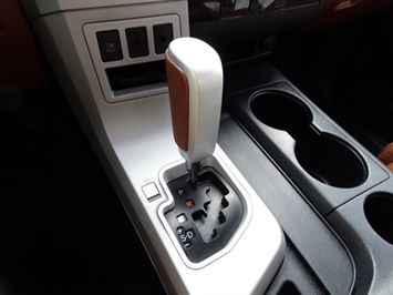 2007 Toyota Tundra Limited   - Photo 17 - Cincinnati, OH 45255