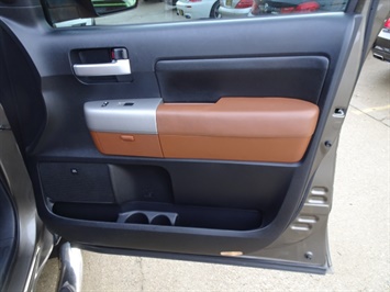 2007 Toyota Tundra Limited   - Photo 23 - Cincinnati, OH 45255