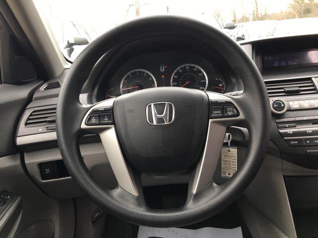 2010 Honda Accord LX - Photo 18 - Cincinnati, OH 45255