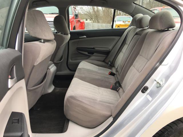 2010 Honda Accord LX - Photo 14 - Cincinnati, OH 45255