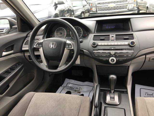 2010 Honda Accord LX - Photo 7 - Cincinnati, OH 45255
