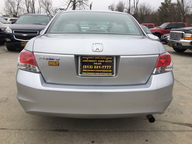 2010 Honda Accord LX - Photo 5 - Cincinnati, OH 45255