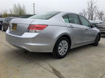 2010 Honda Accord LX   - Photo 12 - Cincinnati, OH 45255