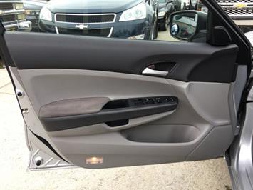 2010 Honda Accord LX   - Photo 20 - Cincinnati, OH 45255