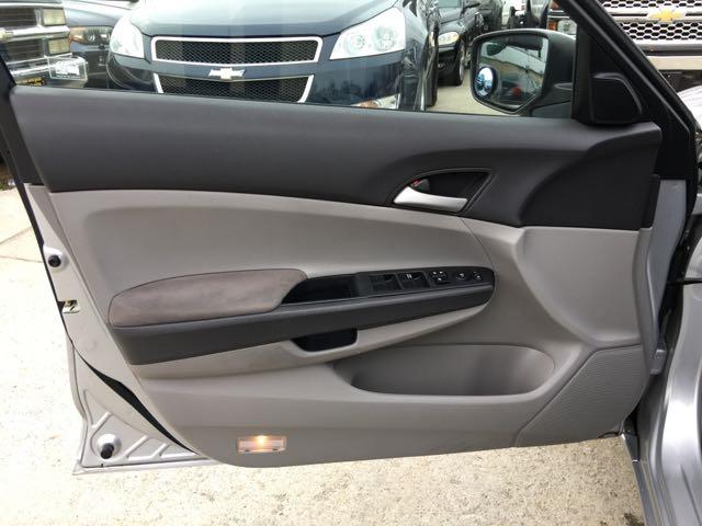 2010 Honda Accord LX - Photo 20 - Cincinnati, OH 45255