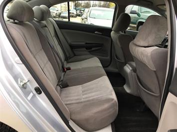 2010 Honda Accord LX   - Photo 9 - Cincinnati, OH 45255