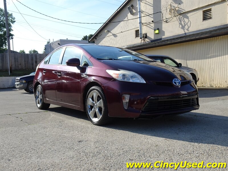 2013 Toyota Prius Three - Photo 4 - Cincinnati, OH 45255
