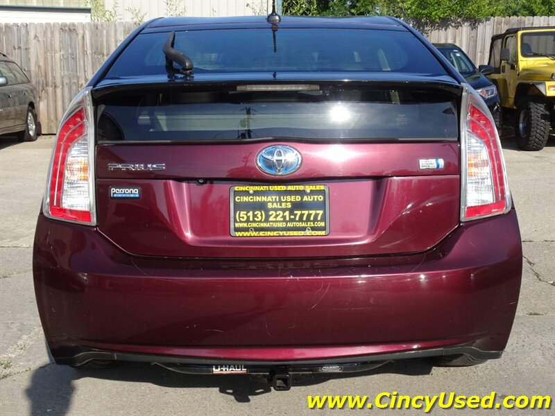 2013 Toyota Prius Three - Photo 9 - Cincinnati, OH 45255