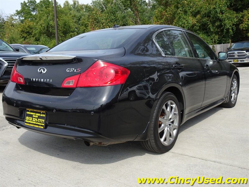 2010 INFINITI G37 x - Photo 8 - Cincinnati, OH 45255