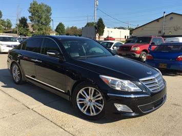 2012 Hyundai Genesis 4.6L V8   - Photo 10 - Cincinnati, OH 45255