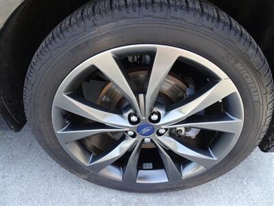 2017 Ford Edge Sport  2.7L Ecoboost V6 Turbo AWD - Photo 13 - Cincinnati, OH 45255