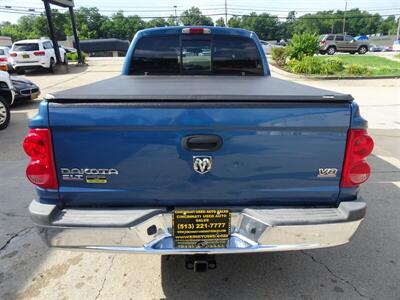 2005 Dodge Dakota SLT   - Photo 5 - Cincinnati, OH 45255