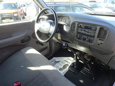 1998 Ford F-150 XL   - Photo 9 - Cincinnati, OH 45255