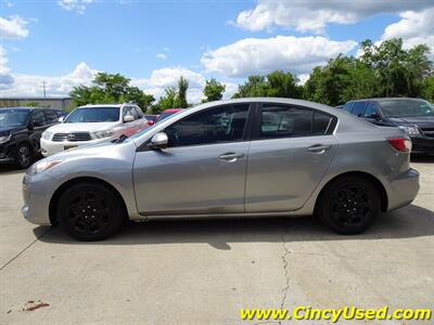 2012 Mazda Mazda3 i Sport   - Photo 9 - Cincinnati, OH 45255