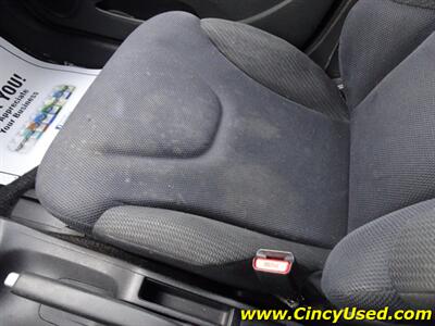 2012 Honda Fit Sport   - Photo 22 - Cincinnati, OH 45255