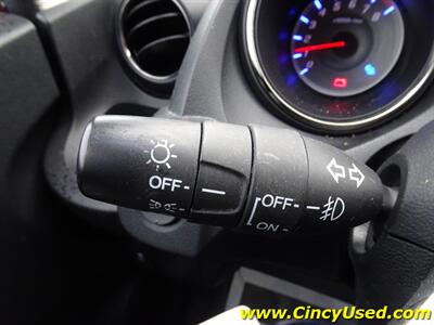 2012 Honda Fit Sport   - Photo 18 - Cincinnati, OH 45255