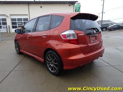 2012 Honda Fit Sport   - Photo 9 - Cincinnati, OH 45255