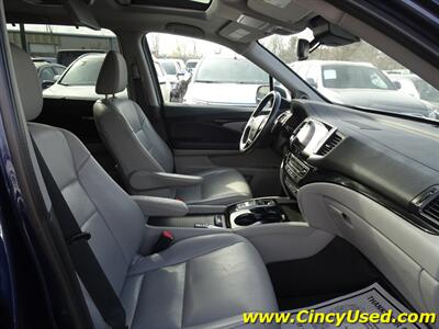 2017 Honda Pilot Touring   - Photo 16 - Cincinnati, OH 45255