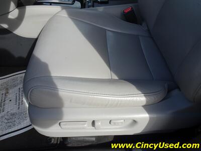 2017 Honda Pilot Touring   - Photo 26 - Cincinnati, OH 45255