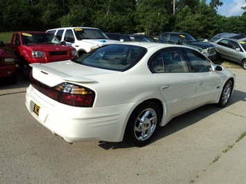 2001 Pontiac Bonneville SSEi   - Photo 6 - Cincinnati, OH 45255