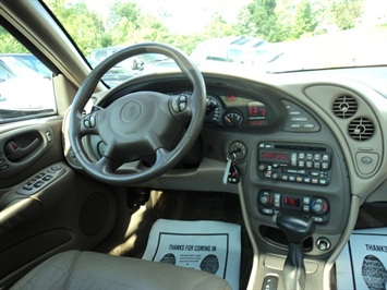 2001 Pontiac Bonneville SSEi   - Photo 7 - Cincinnati, OH 45255