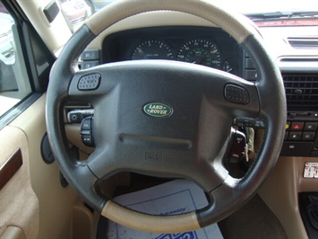 2000 Land Rover Discovery Series II   - Photo 14 - Cincinnati, OH 45255