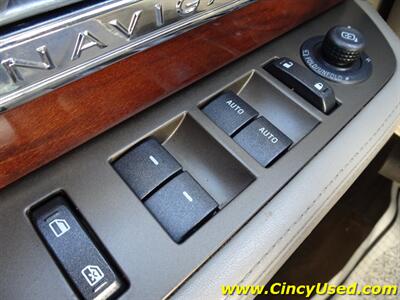 2013 Lincoln Navigator   - Photo 22 - Cincinnati, OH 45255