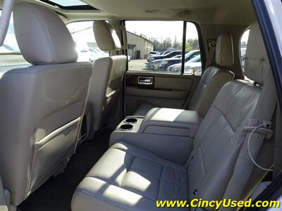 2013 Lincoln Navigator   - Photo 10 - Cincinnati, OH 45255