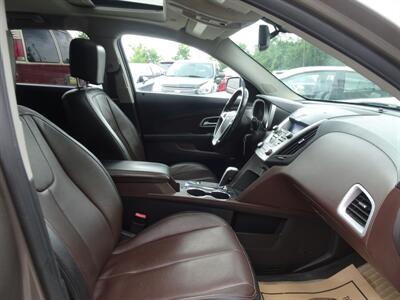 2011 Chevrolet Equinox LT  2.4L I4 AWD - Photo 14 - Cincinnati, OH 45255
