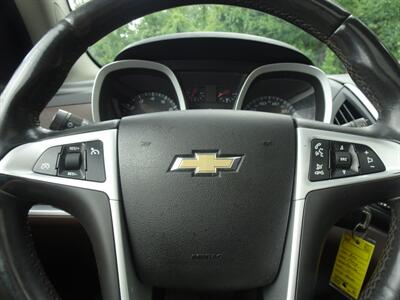 2011 Chevrolet Equinox LT  2.4L I4 AWD - Photo 17 - Cincinnati, OH 45255
