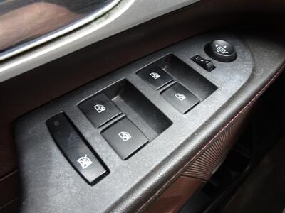 2011 Chevrolet Equinox LT  2.4L I4 AWD - Photo 19 - Cincinnati, OH 45255