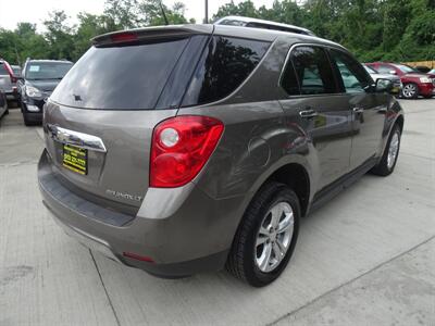 2011 Chevrolet Equinox LT  2.4L I4 AWD - Photo 6 - Cincinnati, OH 45255